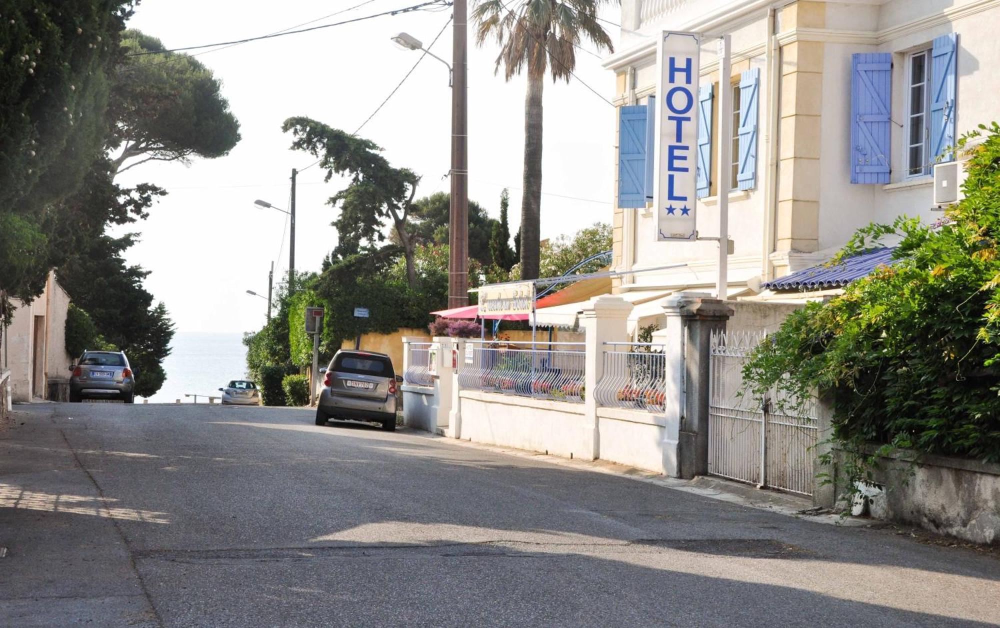 Hotel L'Escale Au Soleil Saint Aygulf Exterior foto